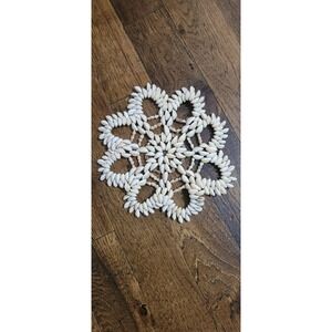 Vtg Seashell trivet Doily Coastal handmade 9 1/4" MCM